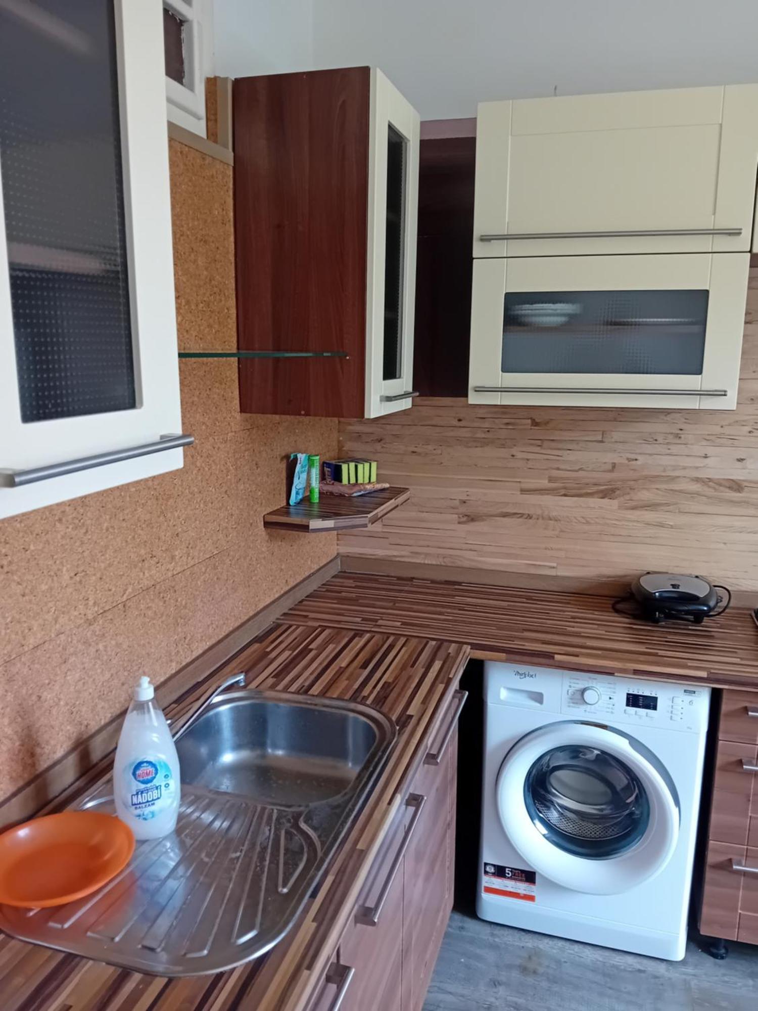 Holub Apartment In City Centrum Komarov 外观 照片
